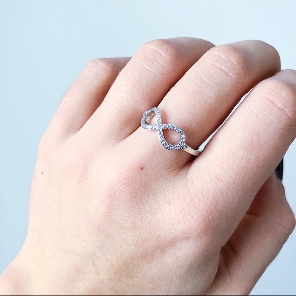 Silver infinity ring - Picture 3 of 3